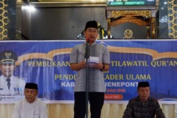 Pj bupati jeneponto Resmi Buka Program Tilawatil Qur'an dan Pendidikan Kader Ulama di Masjid Agung Jeneponto