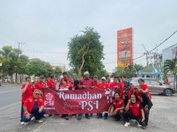 PSI Surabaya Santuni Anak Yatim, Bagi Takjil dan Buka Puasa Bersama