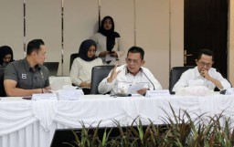 Rakor Terkait Transmigrasi di Rempang, Menko AHY: Jadikan Contoh Sukses Pembangunan Kawasan Ekonomi Berkelanjutan