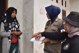 Pemkot Surabaya Beri Surat Peringatan Pembongkaran Bangunan di Sungai Kalianak