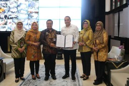 Pemkot Surabaya Terima Hibah Tanah dari BBVF Pusvetma untuk Akses Jalan Warga
