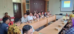 Satpol PP Surabaya Gelar Rakor dengan Pengusaha Panti Pijat, Upayakan Penegakan Norma