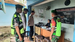 Babinsa Koramil 0829-02/Socah Monitoring Arus Mudik Di Terminal Kota Bangkalan