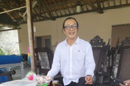 Menggali Potensi Ekonomi Lokal Pada Inovasi dan Edukasi Kelestarian dan Pengembangan Budaya Alam dan Pertanian