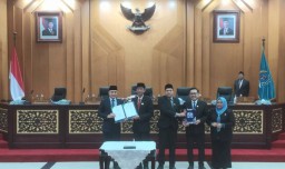 DPRD Kota Surabaya Gelar Rapat Paripurna Perdana Bahas RPJMD dan Raperda Pemakaman