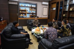 Bupati Jeneponto Didampingi Kepala Inspektorat Terima Kunjungan Silaturahmi dari PLN Punagayya