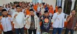 DPD PKS Kota Surabaya Gelar Halal Bihalal dan Tasyakuran Milad ke-23