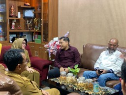Sidak DPRD Surabaya ke SMPN 1: Tidak Ada Pungutan Biaya Wisuda dari Sekolah