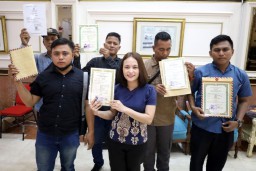 Pemkot Surabaya Rampungkan Belasan Kasus Ijazah Ditahan Tanpa Gaduh