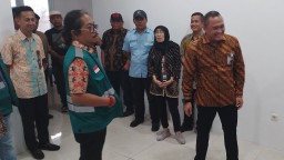 Budi Leksono Soroti Permasalahan Pengelolaan dan Kebersihan di Pasar Kembang Surabaya