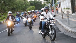 Naik Motor Sport Klasik 2-Tak, Wali Kota Eri Tinjau Kesiapan Venue Jelang Munas APEKSI VII