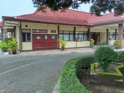 Pelayanan Samsat Kediri Mewujudkan Pelayanan Publik yang Cepat, Transparan dan Humanis