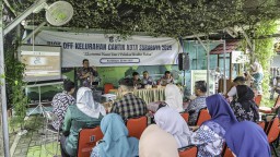 Surabaya Kick Off Program Kelurahan Cantik 2025, Targetkan Juara Nasional