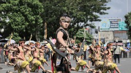 Surabaya Vaganza 2025 Tampilkan Cerita Rakyat, Wali Kota Eri Jadi Sawunggaling