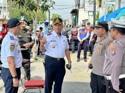 Dishub Surabaya Tertibkan Parkir di Kawasan RS Adi Husada, Pasang Rambu Larangan demi Kelancaran Lalu Lintas