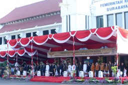 Hari Lahir Pancasila, Wali Kota Eri Serukan Berantas Kejahatan di Surabaya