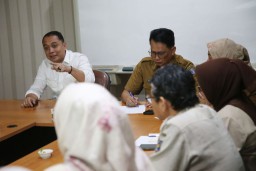 Genjot PAD Parkir, Pemkot Surabaya Segera Implementasikan Sistem Tap di Kafe, Restoran Hingga Hotel