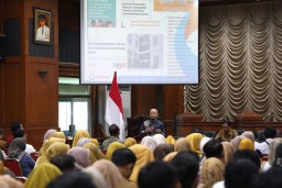 Dorong Keterbukaan Informasi, Pemkot Surabaya Gelar Bimtek Layanan Pengaduan Wargaku
