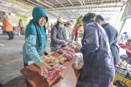 Harga Cabai Rawit Merah dan Tomat Stabil, TPID Surabaya Pastikan Stok Aman