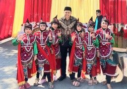 Abdul Ghoni: SE Walikota Surabaya Terkait MPLS Ramah Perkuat Karakter Anak di Sekolah