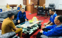 Rektor Kampus Inti Serahkan Hasil Pendataan Stunting, APS, ATS, dan RTLH kepada Wakil Bupati Jeneponto
