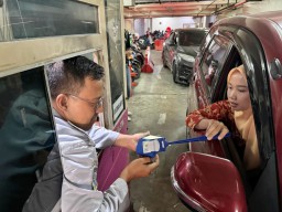 Guna Kelancaran Lalu Lintas, Pengamat Sarankan Pemkot Surabaya Naikkan Tarif Parkir TJU dan Bangun Area Parkir Khusus
