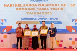 Surabaya Sabet Dua Penghargaan Bergengsi di Peringatan Hari Keluarga Nasional ke-32 Jatim 2025