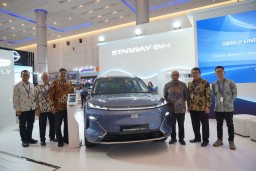 Geely Buka Pre-Book Starray EM-i di GIIAS Surabaya 2025, Hadirkan Geely Universe