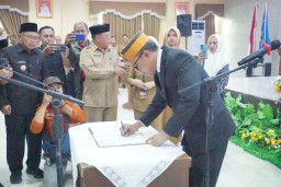 Bupati Jeneponto H. Paris Yasir Dorong Kinerja ASN Lewat Mutasi dan Promosi Jabatan