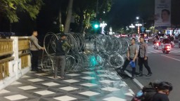 Ketua DPRD Kota Surabaya Ajak Masyarakat Bersatu Jaga Kota Pahlawan Tetap Aman
