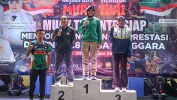 Sumbang 4 Emas dan 2 Perak di Kejurnas, Baso Juherman Apresiasi Plt Muaythai Gresik