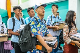 2026, Pemkot Surabaya Beri Beasiswa Rp71,5 M ke 16.787 Siswa SMA/SMK/MA