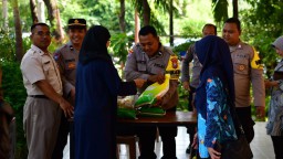 Peringati Hari Pangan Sedunia, Pemkot Surabaya dan Polri Kolaborasi di GPM Karang Pilang