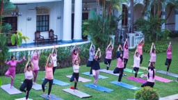 Hotel Majapahit Surabaya – MGallery Collection Rayakan Pink October 2025: Merangkai Harapan dalam Nuansa Merah Muda