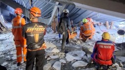 Perjuangan Tim Rescue Surabaya Selamatkan Santri Korban Reruntuhan Ponpes Al Khoziny