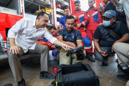 Wali Kota Eri Gandeng ITS Bentuk Tim Pastikan Kekuatan Struktur Bangunan Ponpes di Surabaya