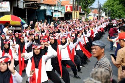 Napak Tilas Sawunggaling, 1.000 Penari Remo Semarakkan Sembrani Bumi Nusantara 2025
