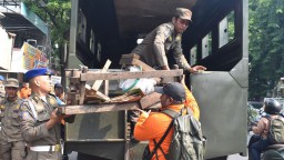 Pemkot Surabaya Gelar Penertiban Terpadu, Sasar PKL, Parkir Liar, dan Saluran Air