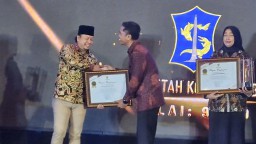 Surabaya Terbaik Pertama Keterbukaan Informasi Publik se-Jawa Timur