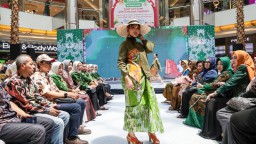 Buka Loka Batik 2025, Pemkot Surabaya dan Dekranasda Ajak Gen Z Lestarikan Warisan Budaya dan Bangkitkan UMKM