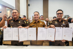 Pemkot Surabaya Teken PKS dengan Kejaksaan Pidana Sanksi Sosial Mulai Berlaku 2026