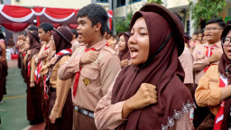HP Dibatasi di Sekolah, Interaksi Siswa Surabaya Meningkat Signifikan