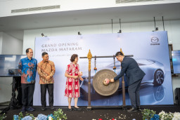Mazda Perkuat Strategi Ekspansi Luar Jawa Melalui Pembukaan Dealer Mazda Mataram