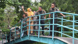 Kaster Korem 084/BJ Tinjau Langsung Lokasi Karya Bakti di Surabaya