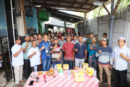 Cak Yebe Sosialisasikan DTSEN dan Serah1kan BantuanUMKM di