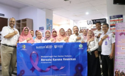 RSUD dt. Iskak Tulungagung Peringati Hari Kanker Sedunia, Bagilam Bingkisan dan Bunga
