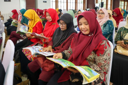 Pemkot Surabaya Gaungkan Gerakan Membaca Nyaring