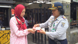 Pemkot Surabaya Hadirkan Voucher Parkir Suroboyo