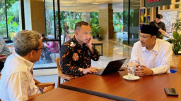 Bupati Jeneponti Temui Mensos Perjuangkan Kuota PBI dan Sekolah Rakyat