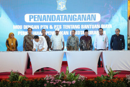 Pemkot Surabaya Perluas Beasiswa Pemuda Tangguh, Jangkau 24.000 Mahasiswa